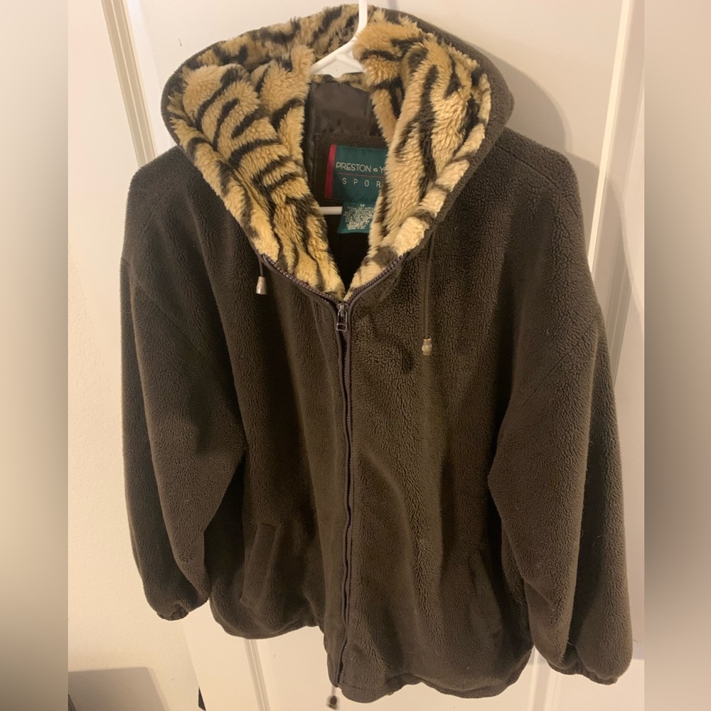 Vintage 90’s style brown fleece and tiger print fur jacket size medium